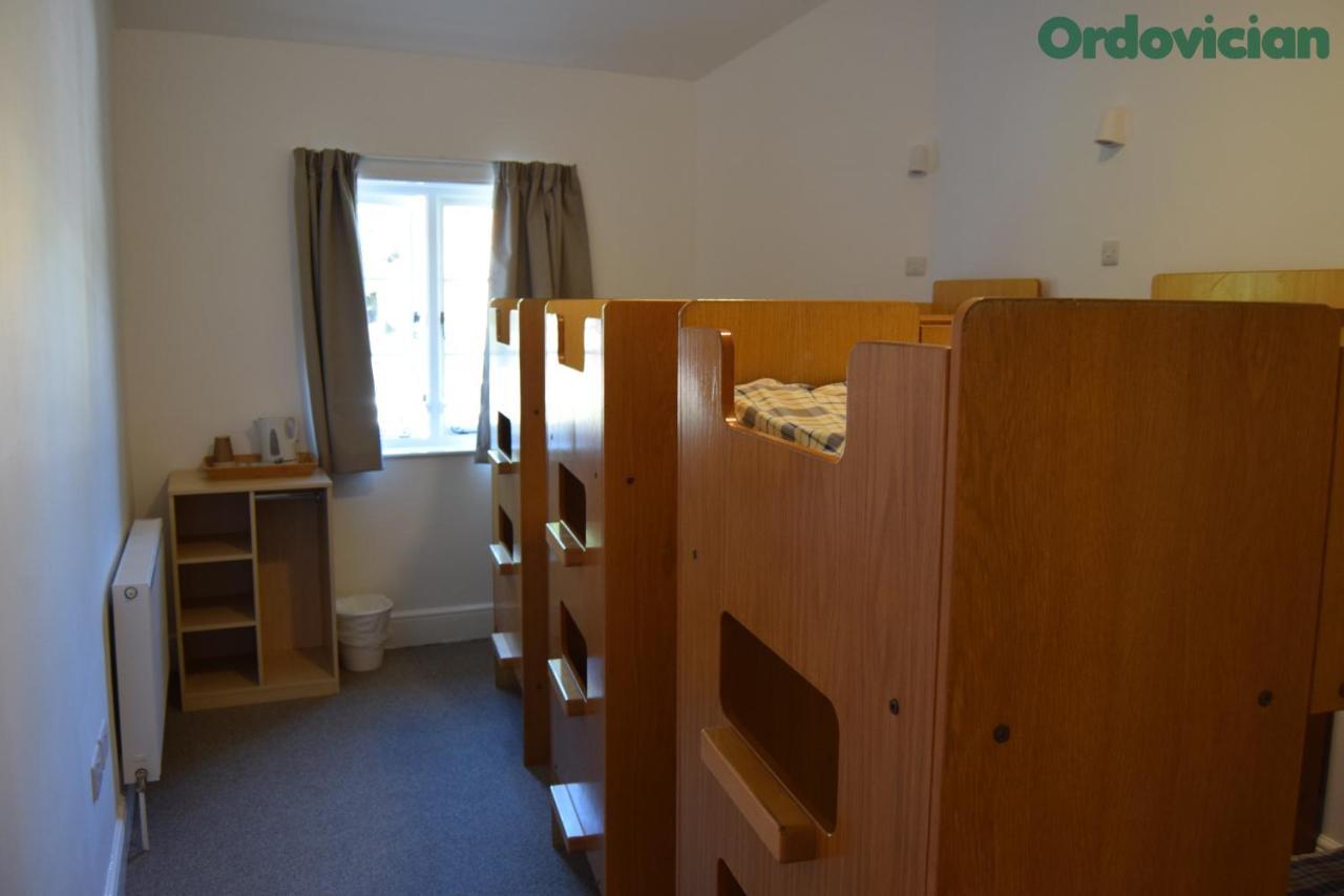Fsc Juniper Hall Hostel Mickleham Luaran gambar