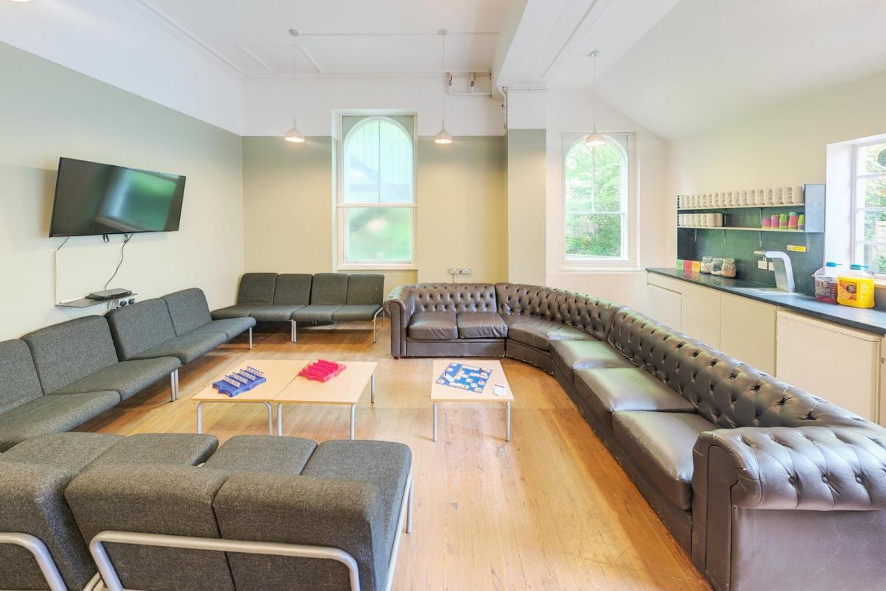Fsc Juniper Hall Hostel Mickleham Luaran gambar