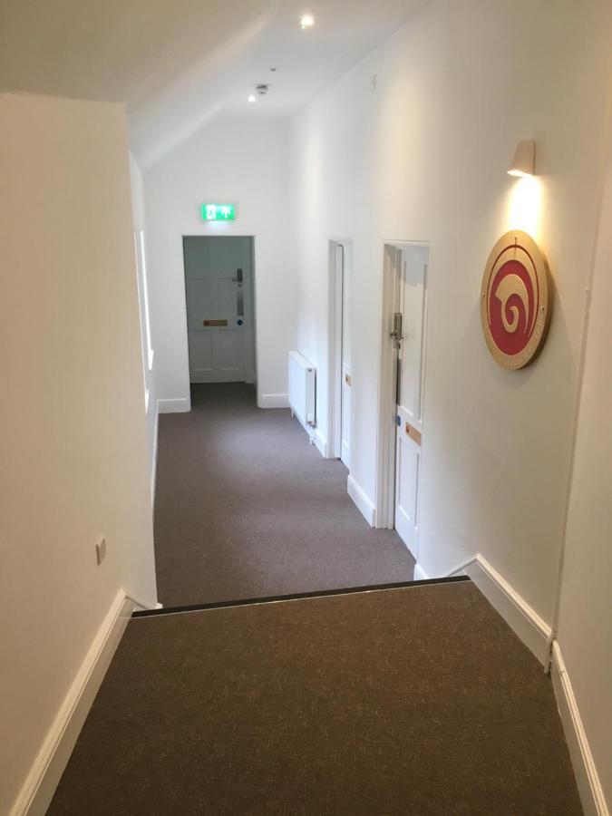 Fsc Juniper Hall Hostel Mickleham Luaran gambar